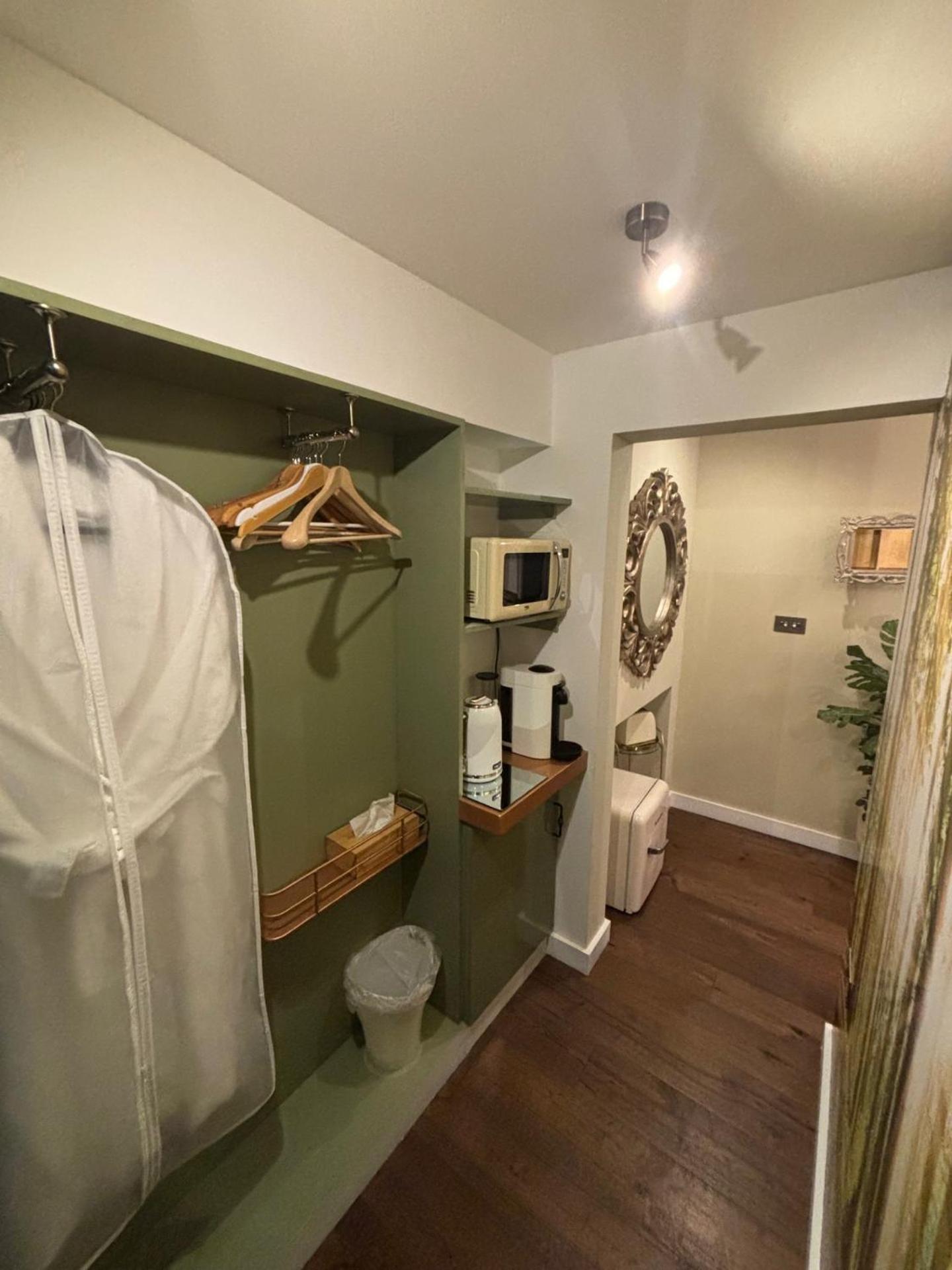 Kingston Blount The Cherry Tree Hotel المظهر الخارجي الصورة